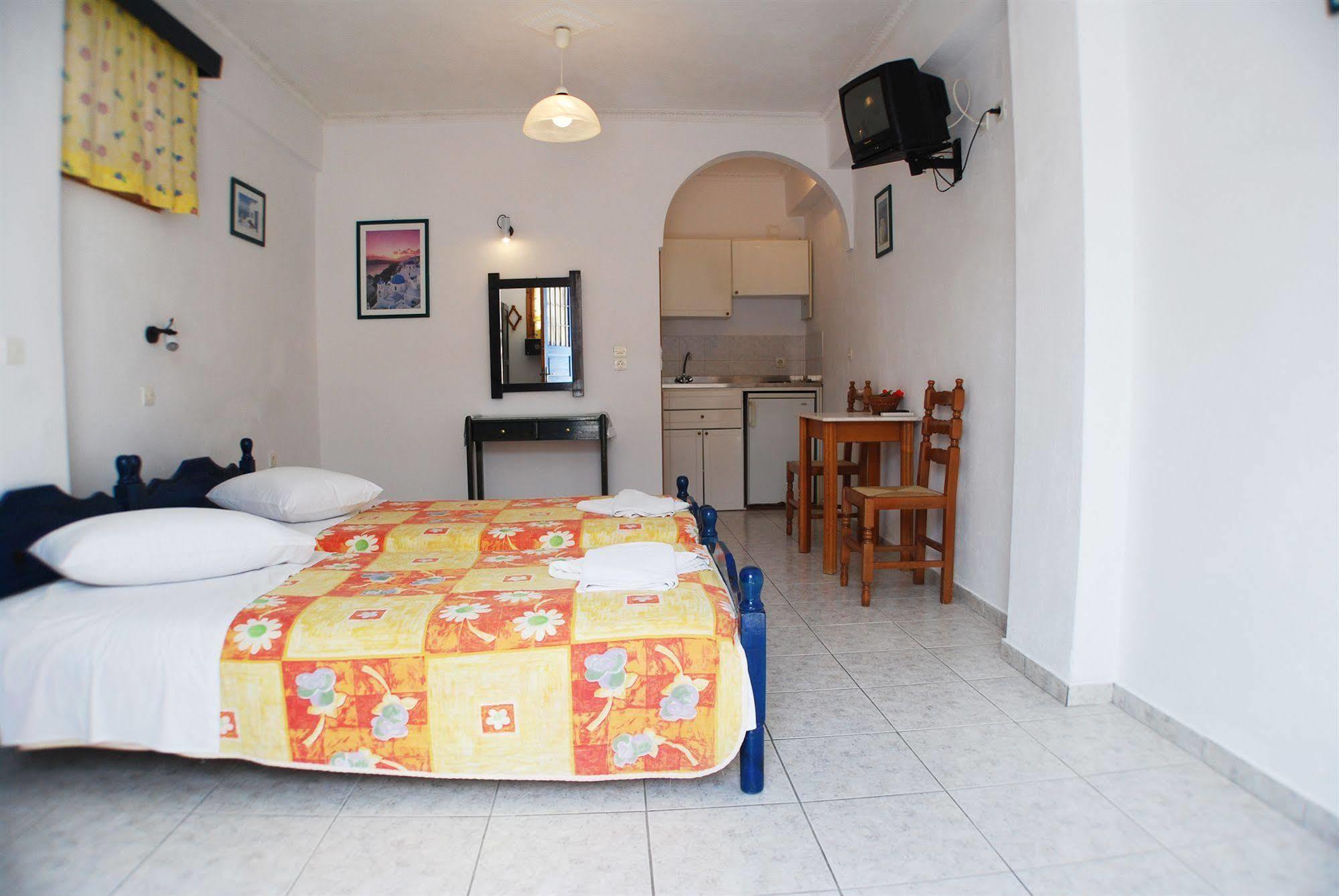 Aretousa Villas Perissa  Exterior photo