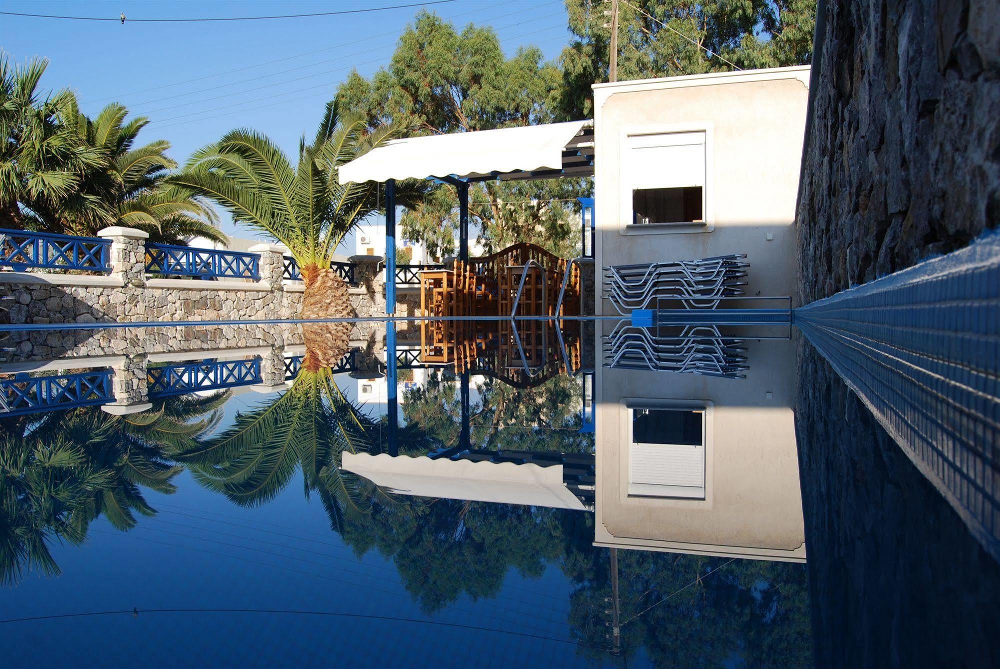 Aretousa Villas Perissa  Exterior photo