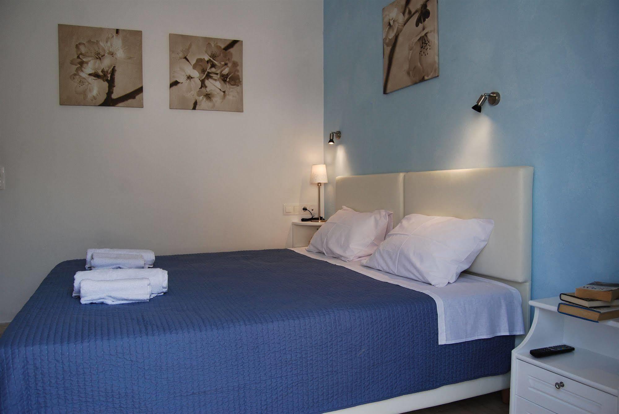 Aretousa Villas Perissa  Exterior photo